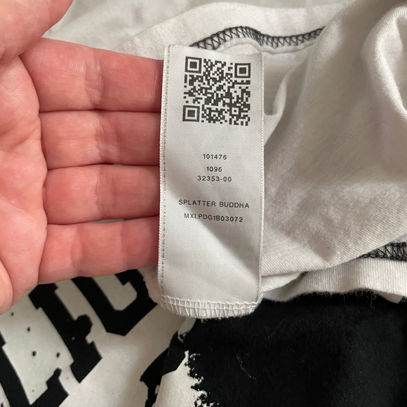 True Religion Half Split Logo Graphic Tee Mens Medium Urban Street Preppy Shirt - Picture 9 of 11